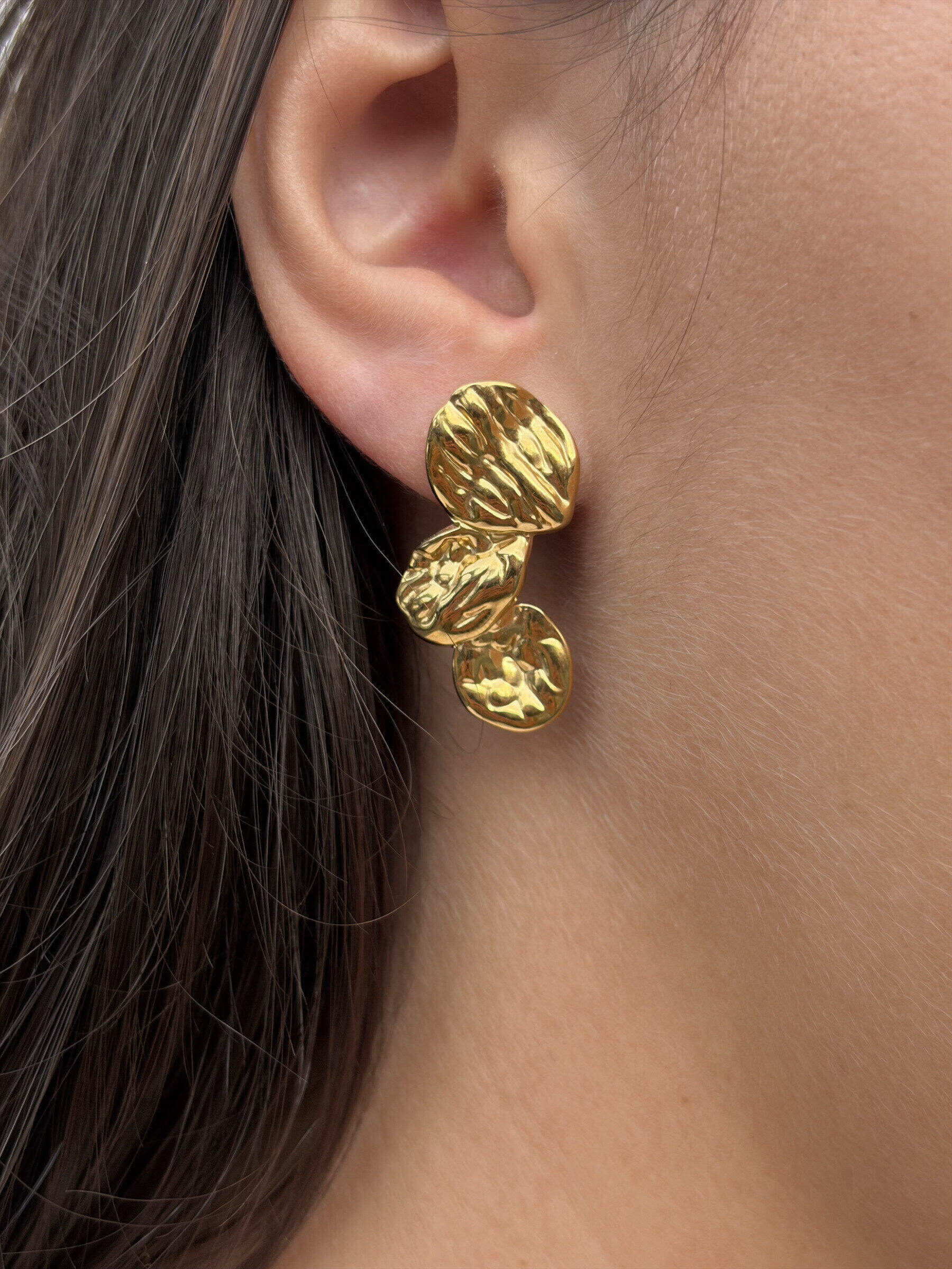 Wholesaler MAISON OKAMI - Stainless Steel Earring with Textured Design
