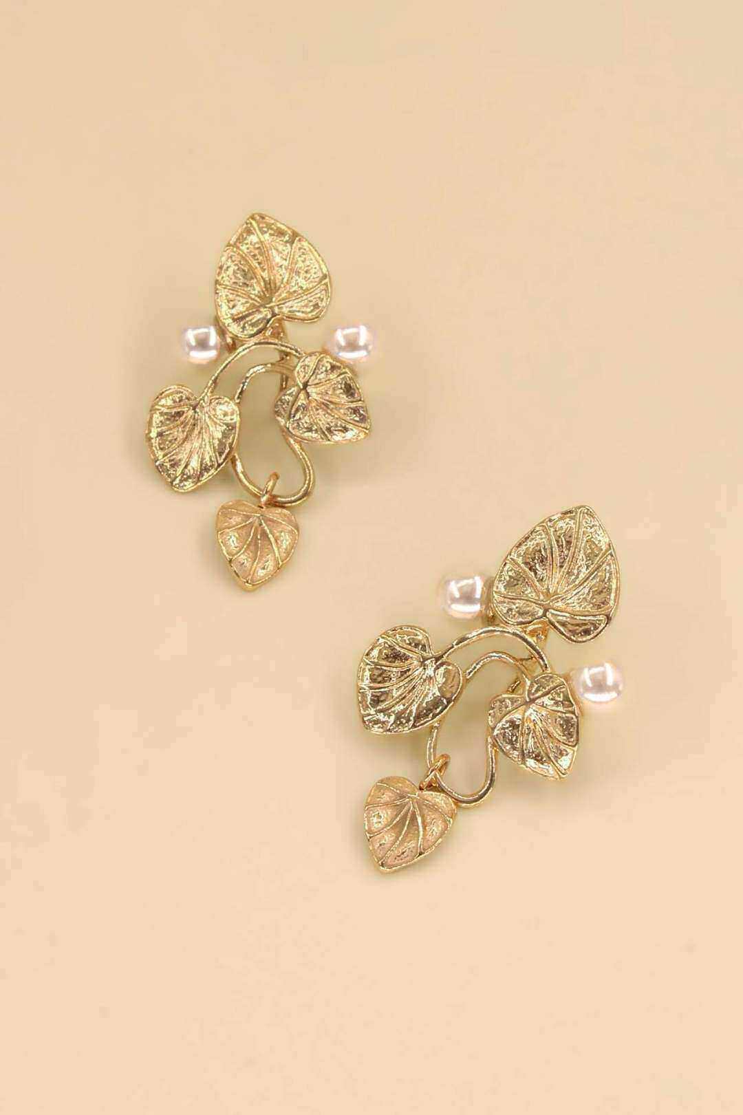 Wholesaler MAISON OKAMI - Stainless steel leaf earrings Wholesaler MAISON OKAMI - Stainless steel leaf earrings