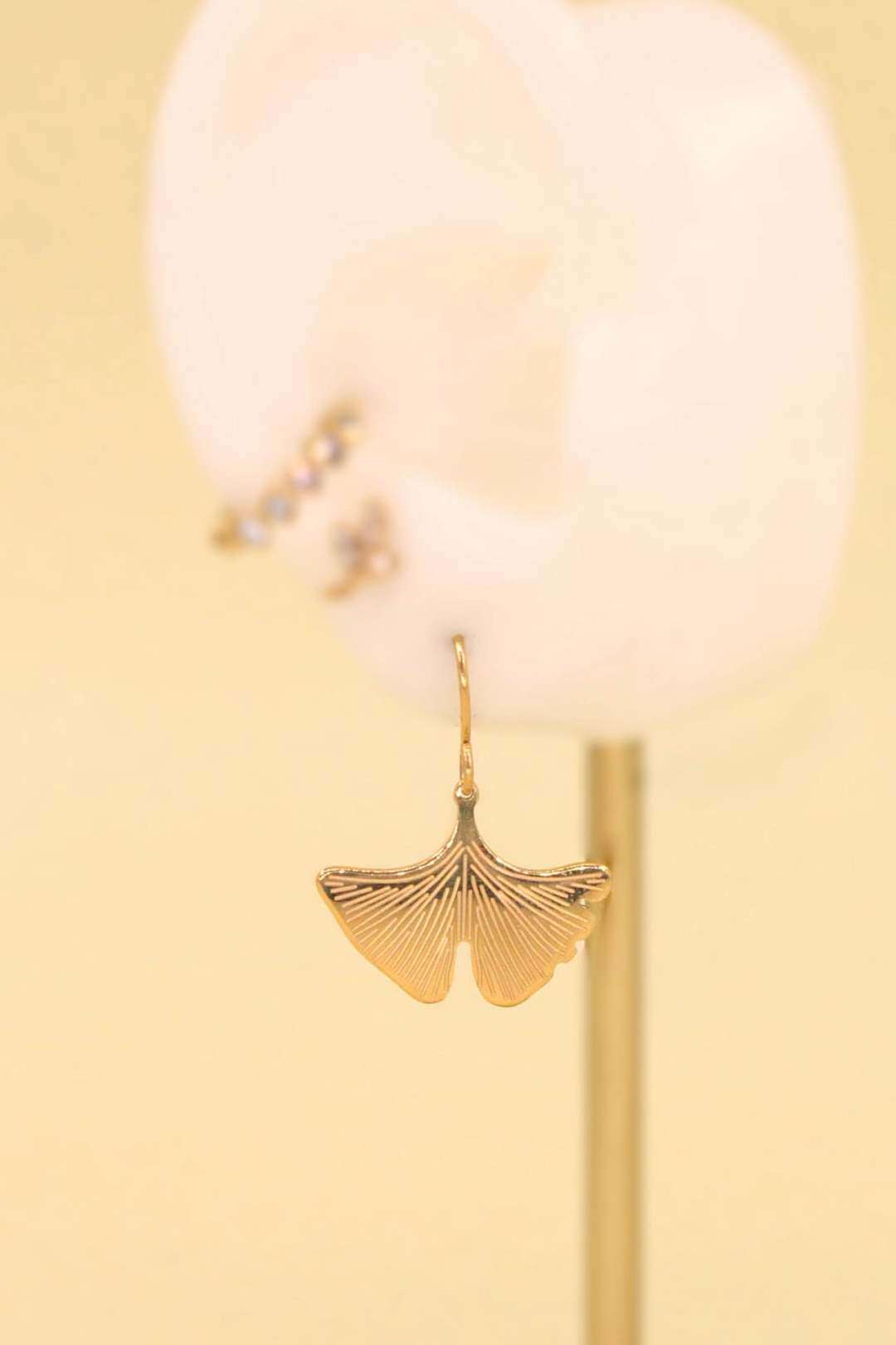 Grossiste MAISON OKAMI - Boucle d'oreille feuille Ginkgo Acier Inoxydable