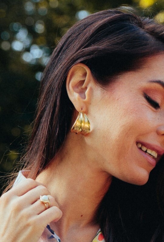 Wholesaler MAISON OKAMI - Stainless steel earrings with a wavy design