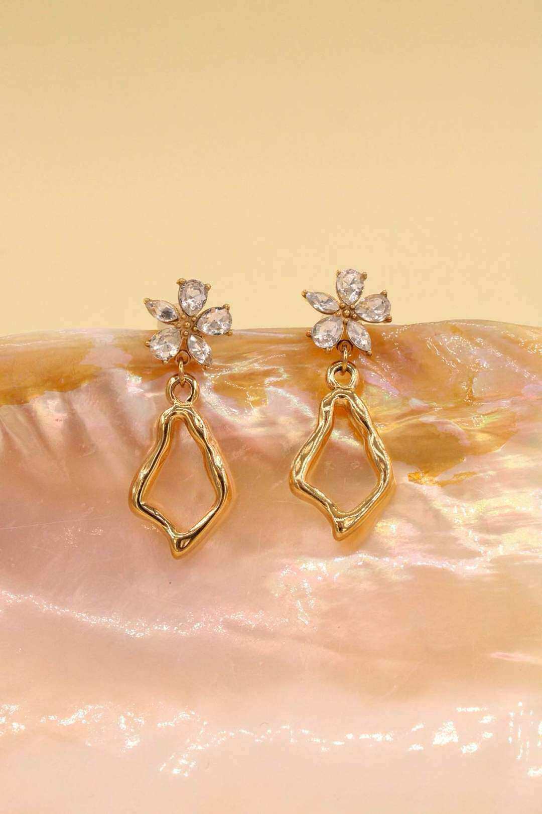 Wholesaler MAISON OKAMI - Stainless steel flower earrings