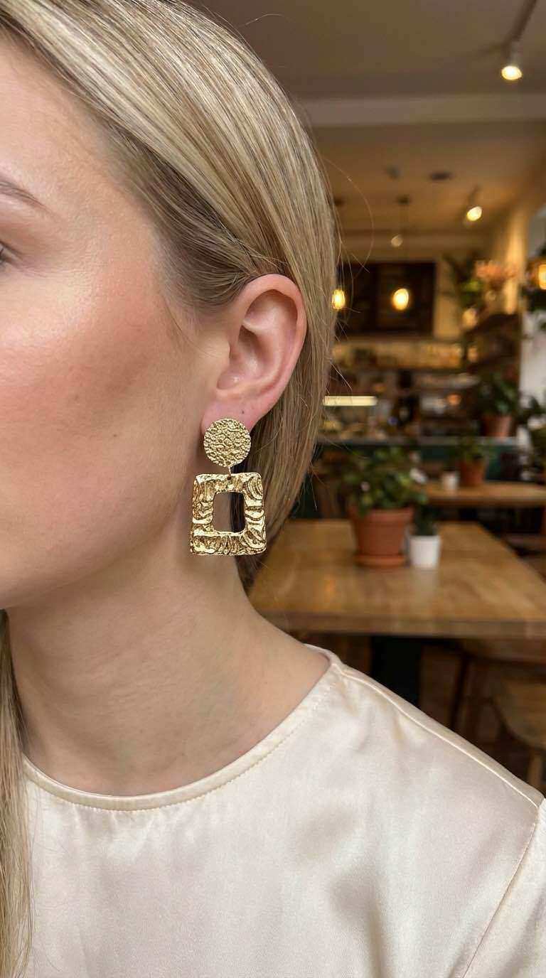 Grossiste MAISON OKAMI - Boucles d'oreilles acier inoxydable texturé