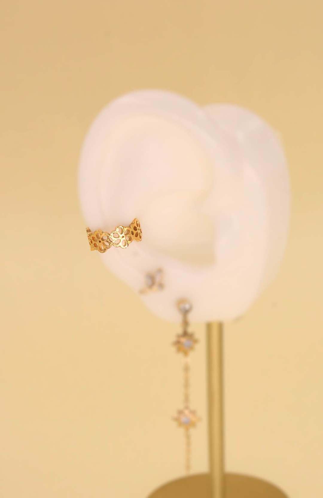 Wholesaler MAISON OKAMI - Floral pattern stainless steel earrings