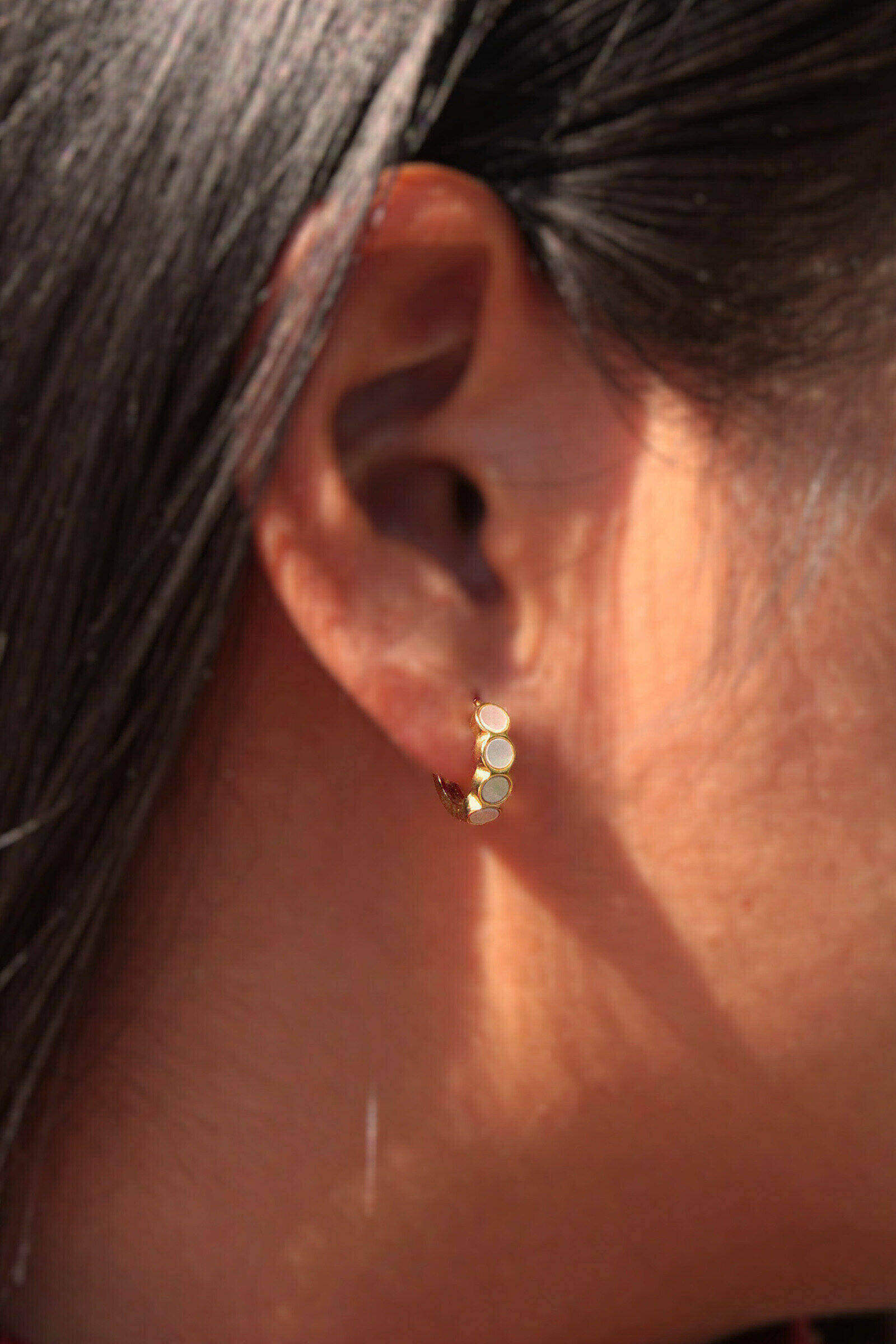 Wholesaler MAISON OKAMI - Stainless steel dot earrings