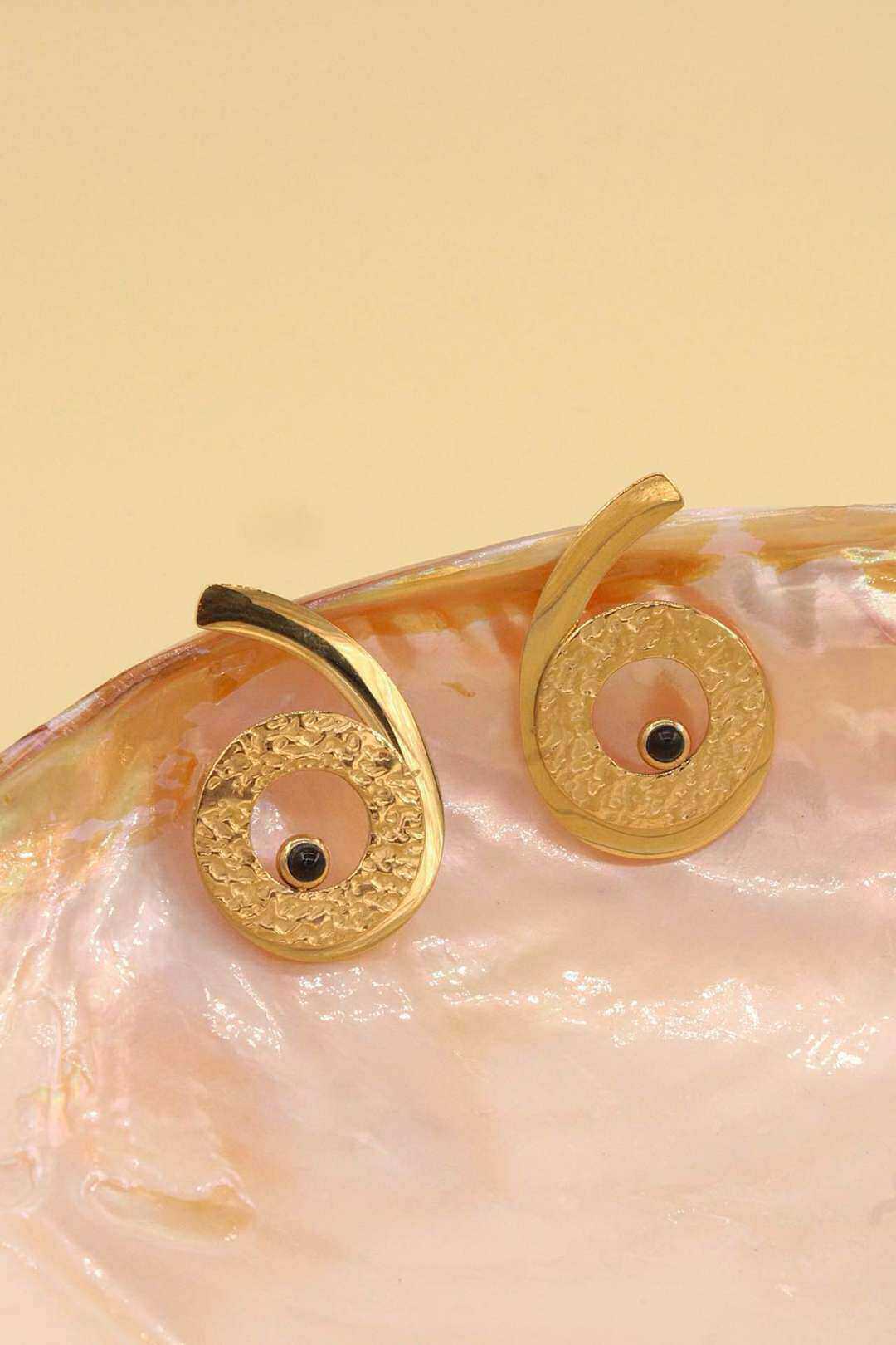 Wholesaler MAISON OKAMI - Stainless steel earrings with wavy pattern