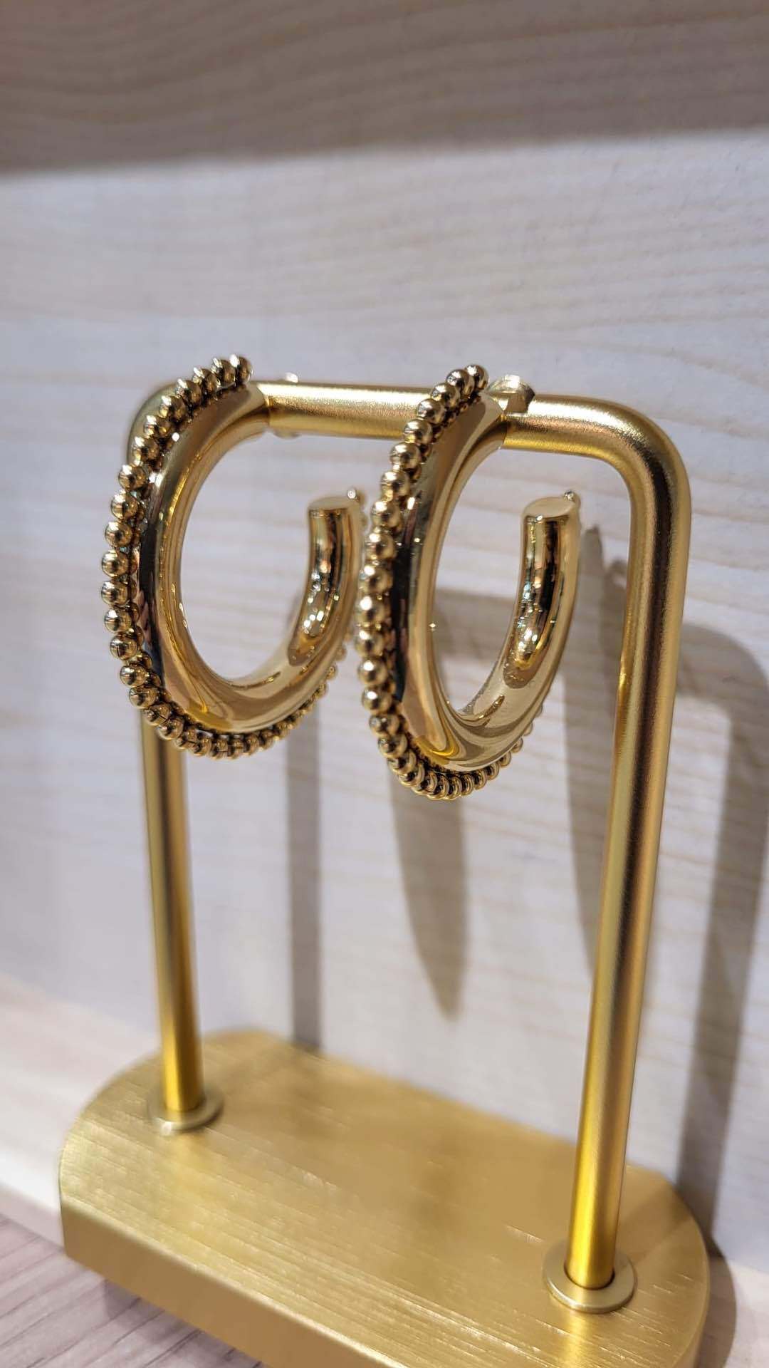 Wholesaler MAISON OKAMI - Stainless steel earrings with a beaded design