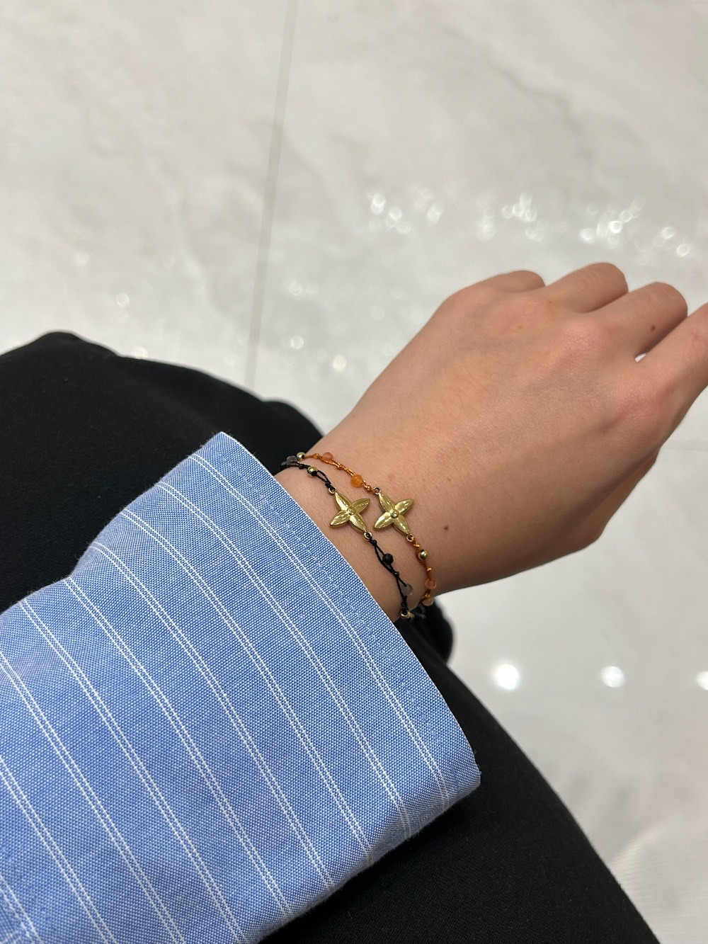 Wholesaler MAISON OKAMI - Adjustable bracelets with delicate cross pendant