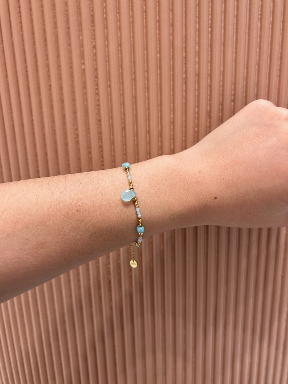 Grossista MAISON OKAMI - Bracciale con ciondolo in pietra