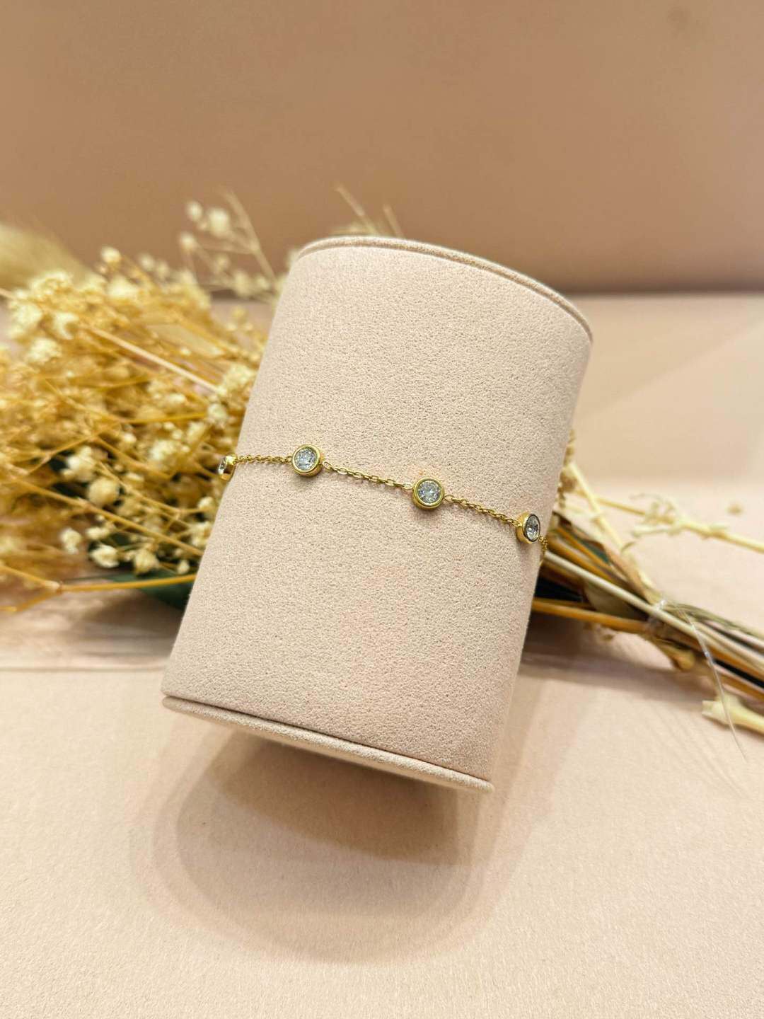Grossiste MAISON OKAMI - Bracelet en Acier Inoxydable avec Motifs et Fermoir Pratique