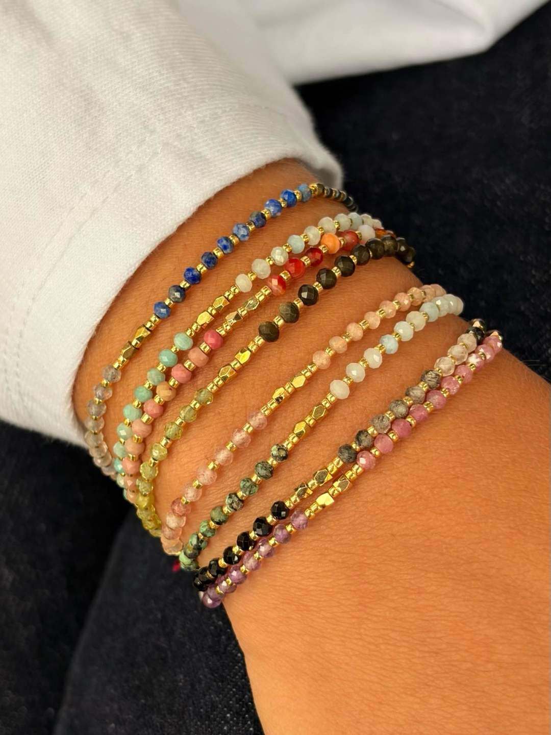 Grossiste MAISON OKAMI - Bracelet avec Perles Variées avec fermoir en cordon