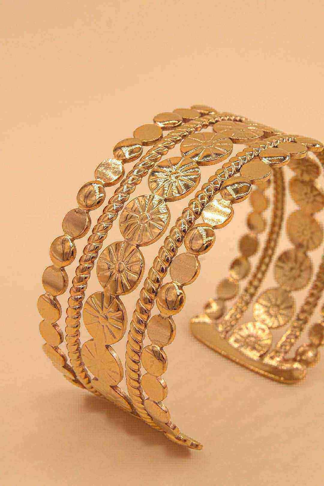 Grossista MAISON OKAMI - Bracciale in Acciaio Inossidabile con Motivi Eleganti
