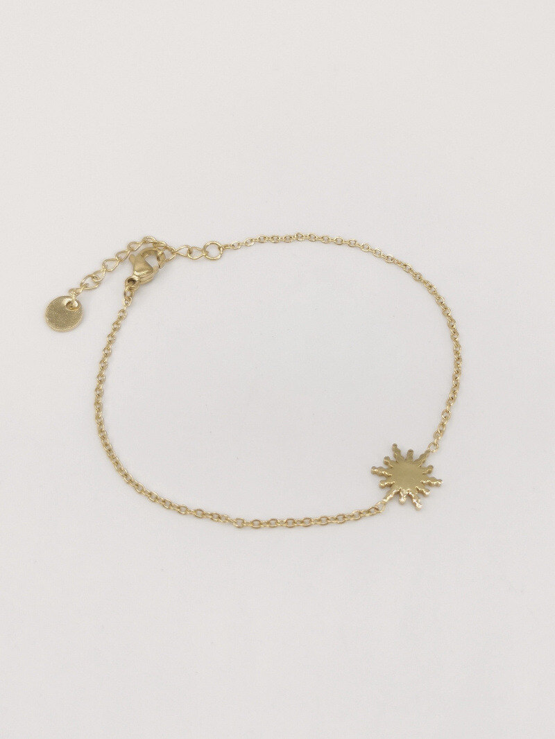 Grossiste MAISON OKAMI - Bracelet avec pendentif étoilé
