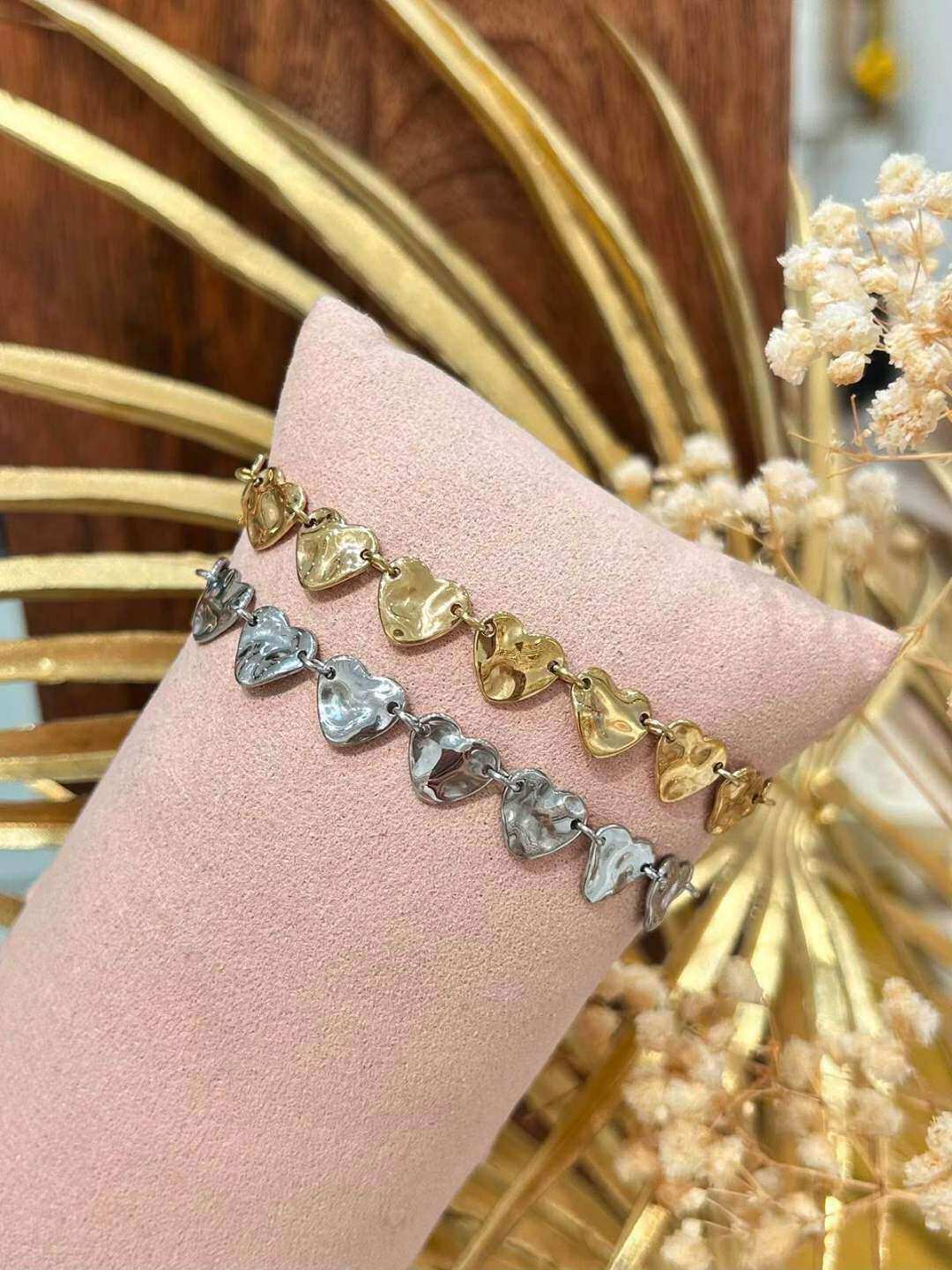 Wholesaler MAISON OKAMI - Hammered Hearts Stainless Steel Bracelet