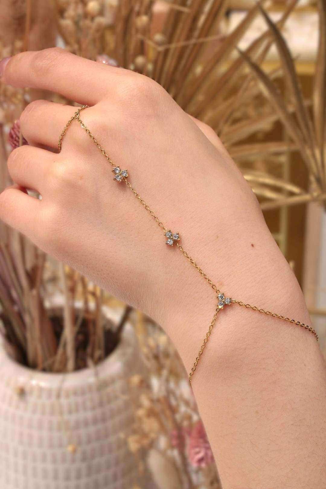 Mayorista MAISON OKAMI - Pulsera de cadena de mano con diseño floral