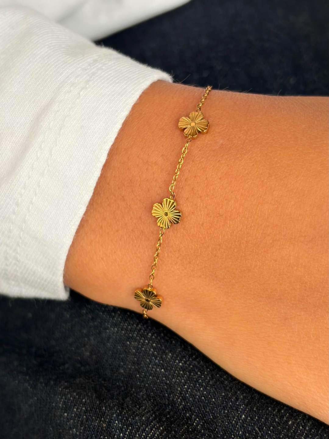 Grossiste MAISON OKAMI - Bracelet floral délicat en acier inoxydable