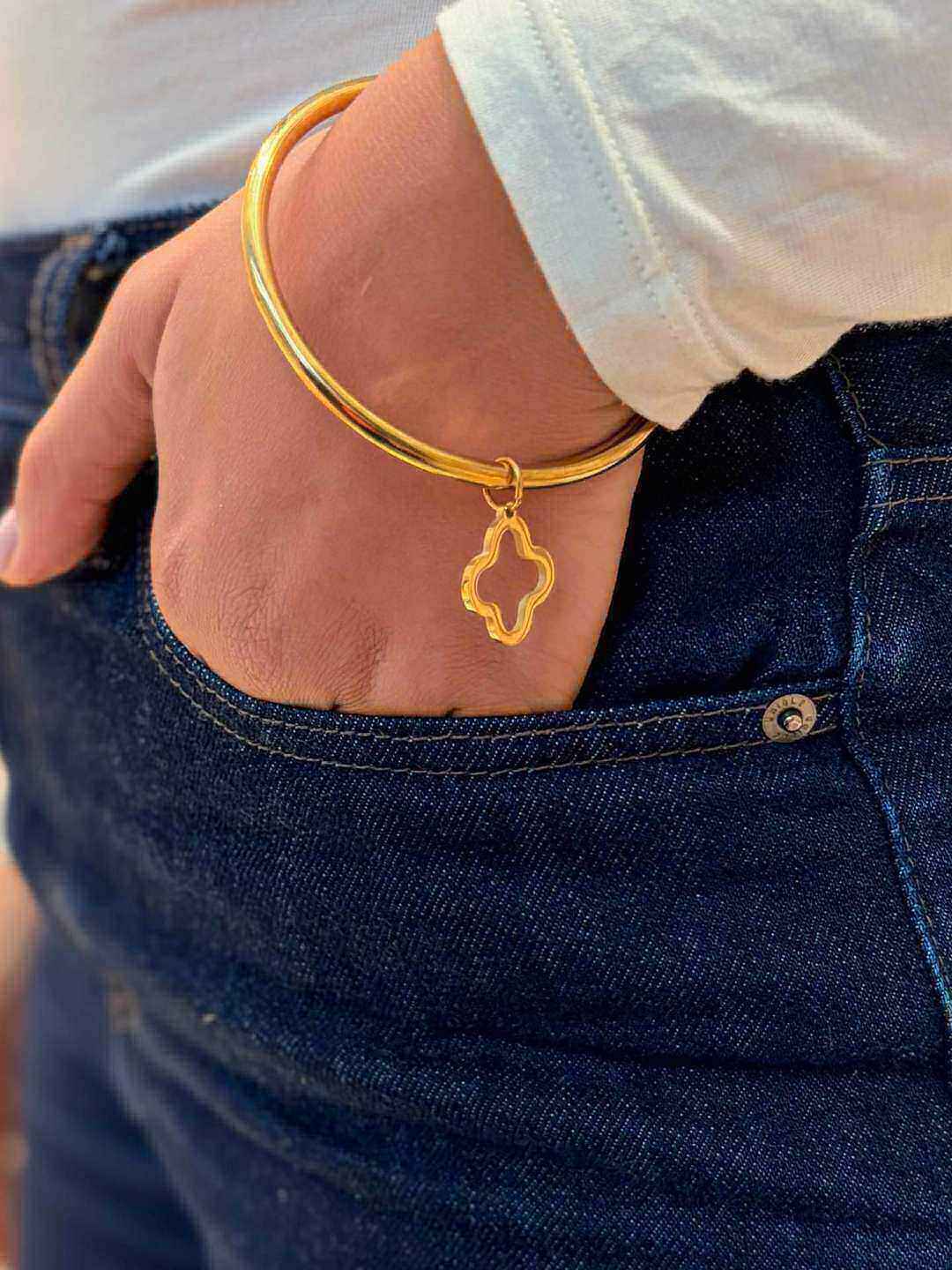 Wholesaler MAISON OKAMI - Elegant stainless steel bracelet with pendant