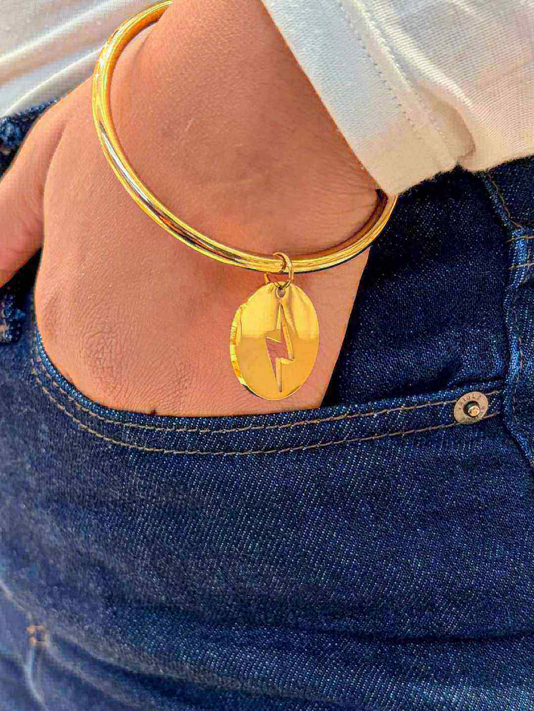 Grossista MAISON OKAMI - Bracciale in Acciaio Inossidabile con Ciondolo a Fulmine