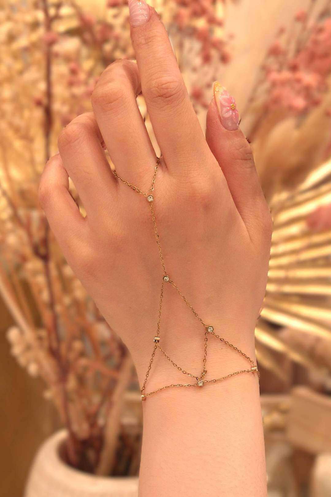 Grossista MAISON OKAMI - Bracciale a catena per mano in acciaio inossidabile