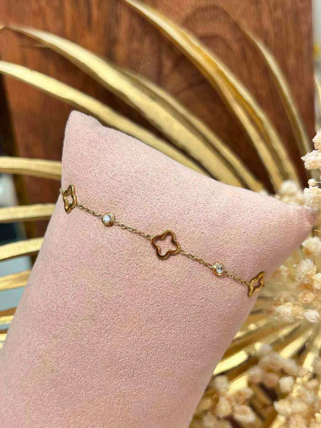 Wholesaler MAISON OKAMI - Stainless steel clover bracelet