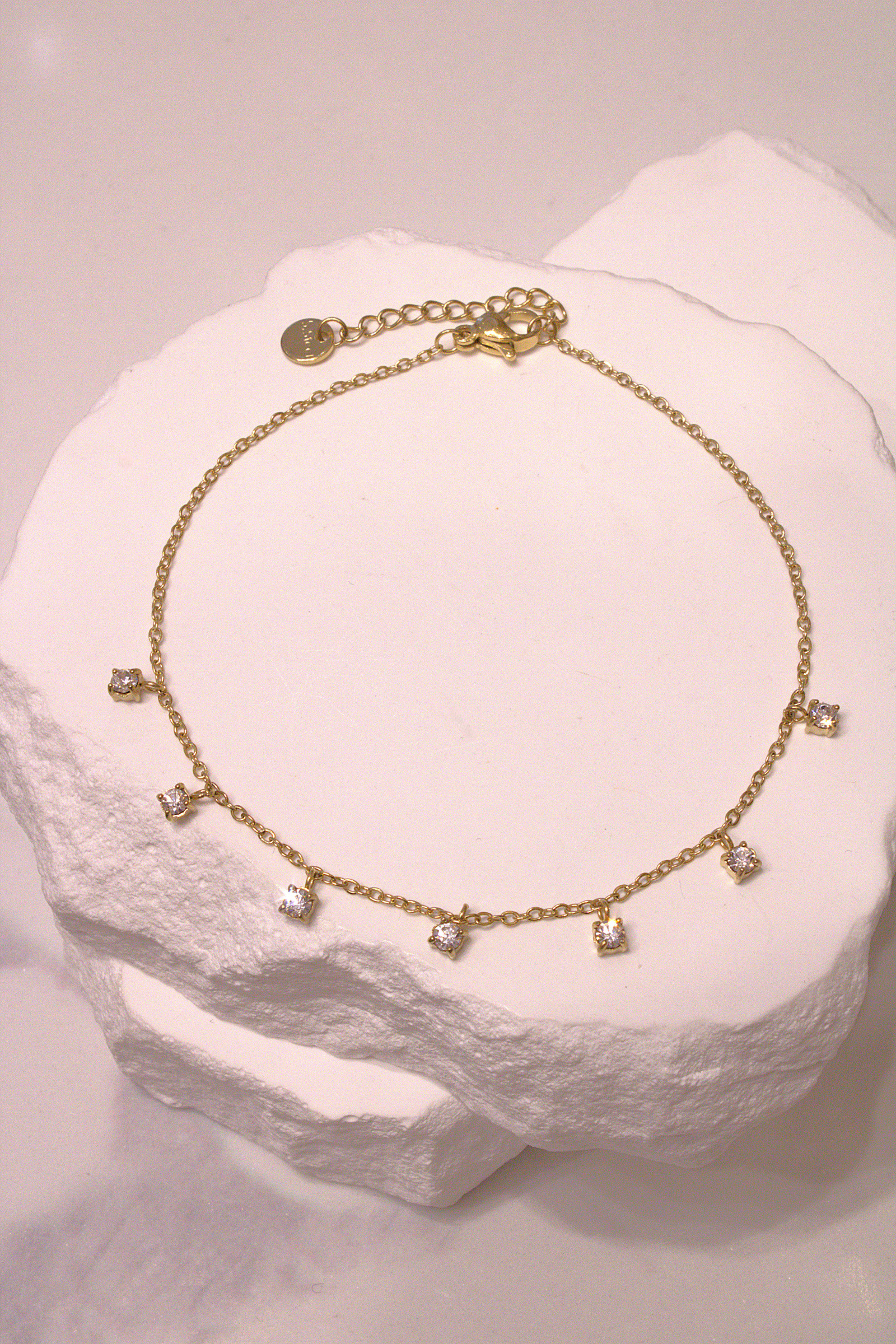 Wholesaler MAISON OKAMI - Gold anklet chain with zircon dangles