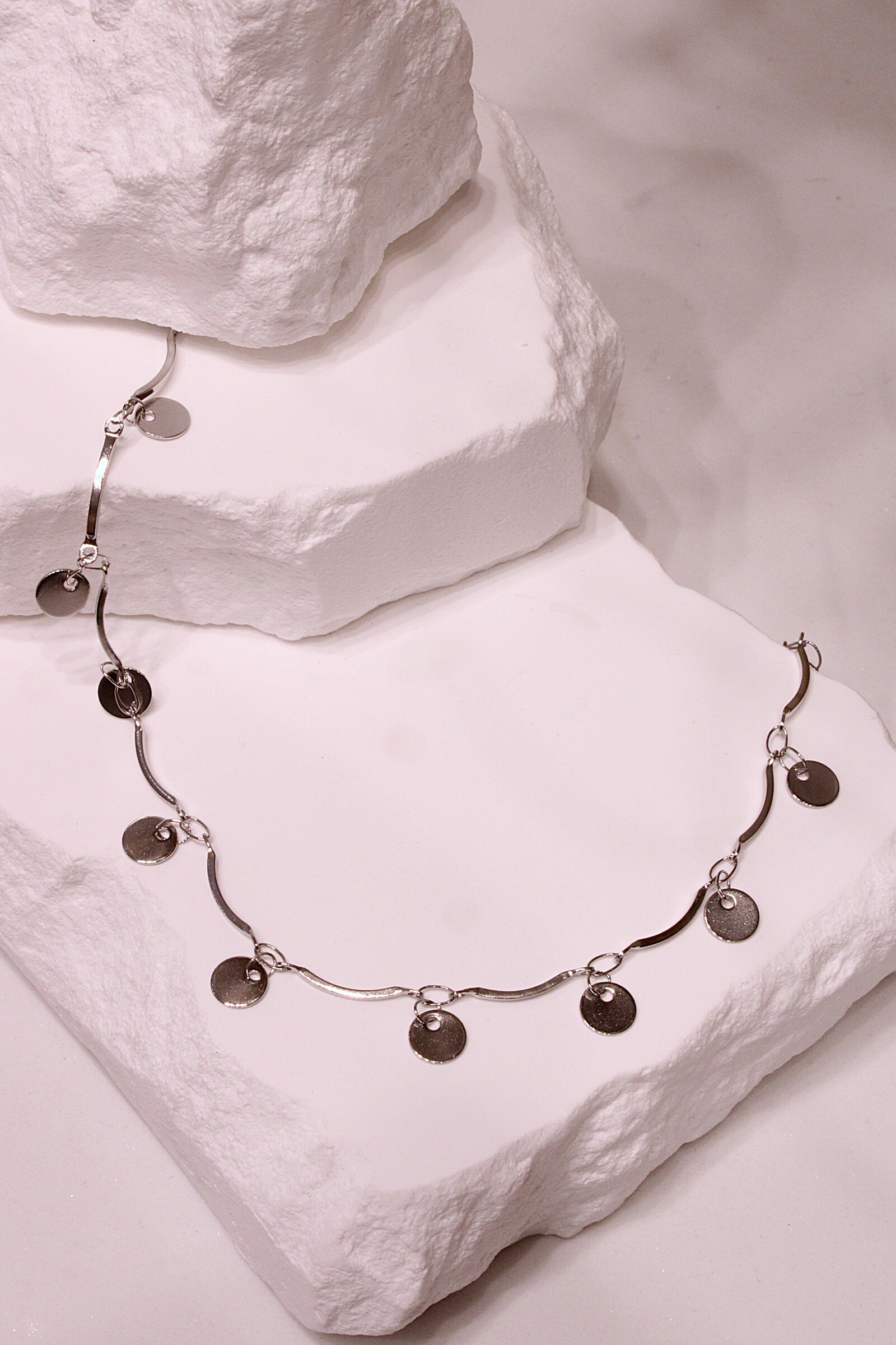 Mayorista MAISON OKAMI - Pulsera de cadena de olas y medallones de plata