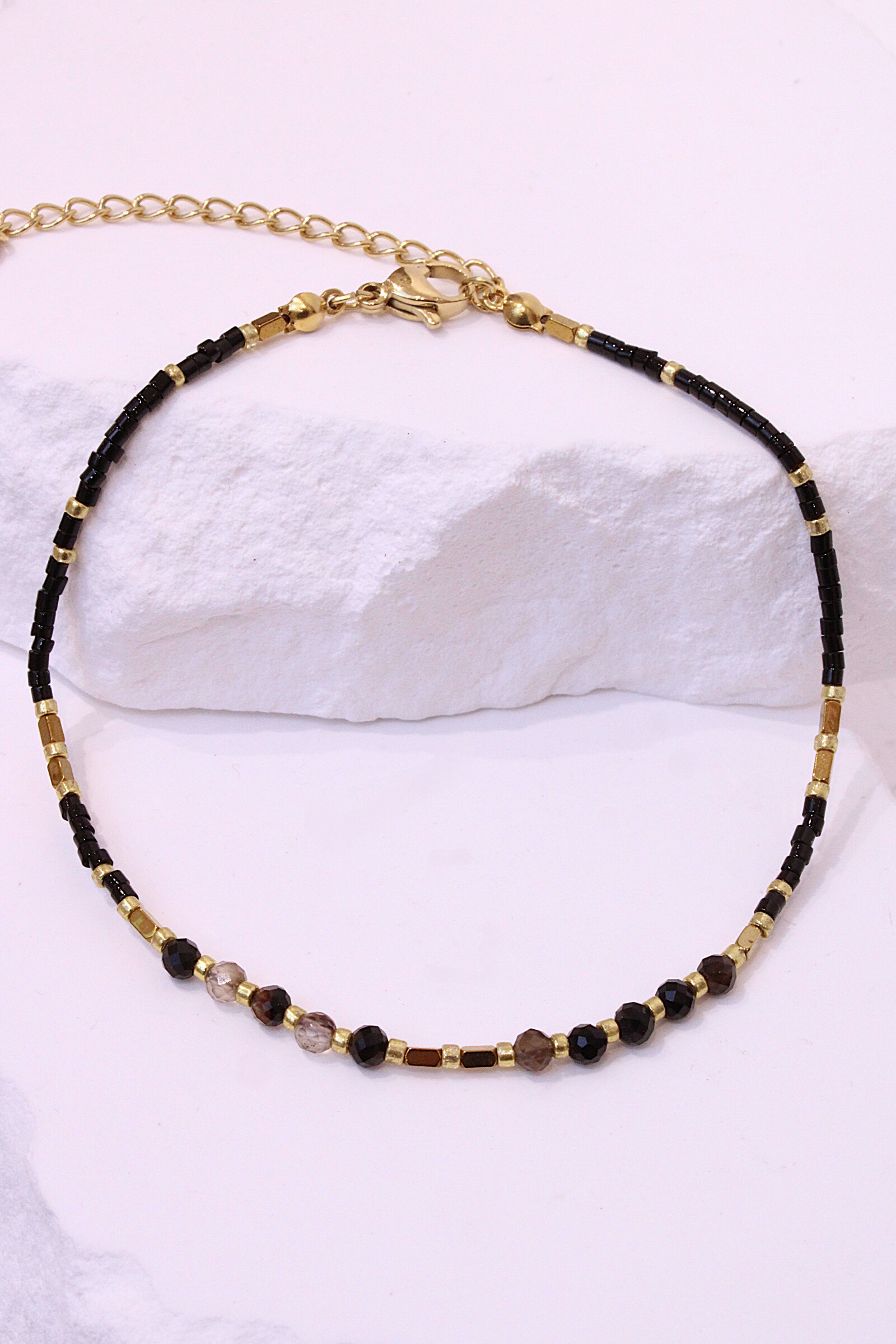 Wholesaler MAISON OKAMI - Pearl ankle chain and golden details