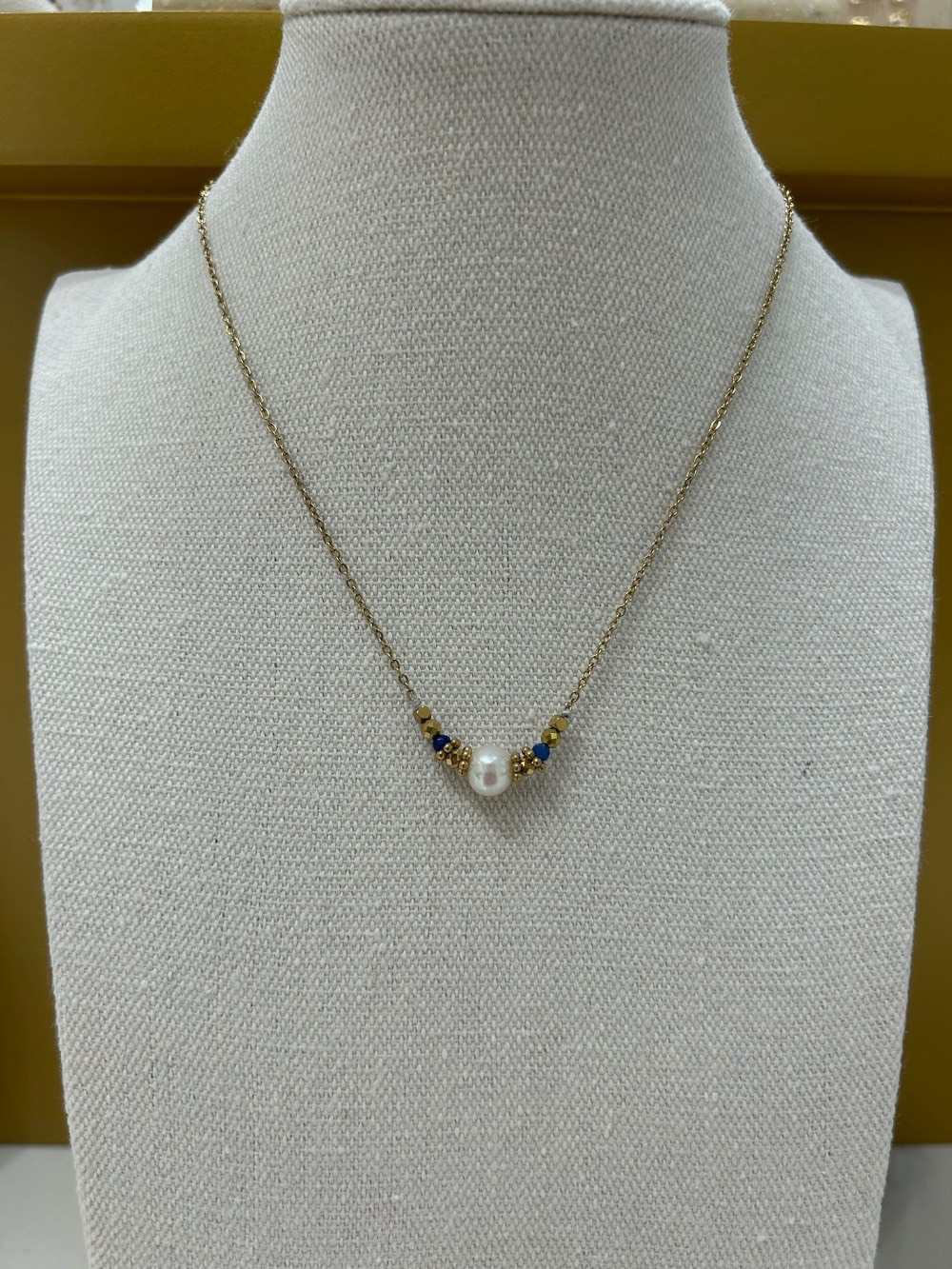 Grossiste MAISON OKAMI - Collier avec perle et pierres facettées