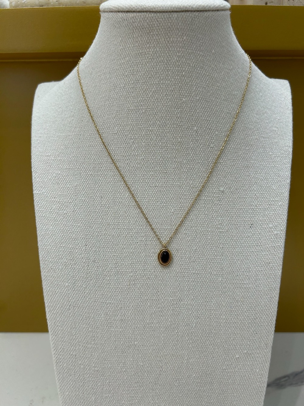 Grossiste MAISON OKAMI - Collier pendentif cercle pierre naturelle