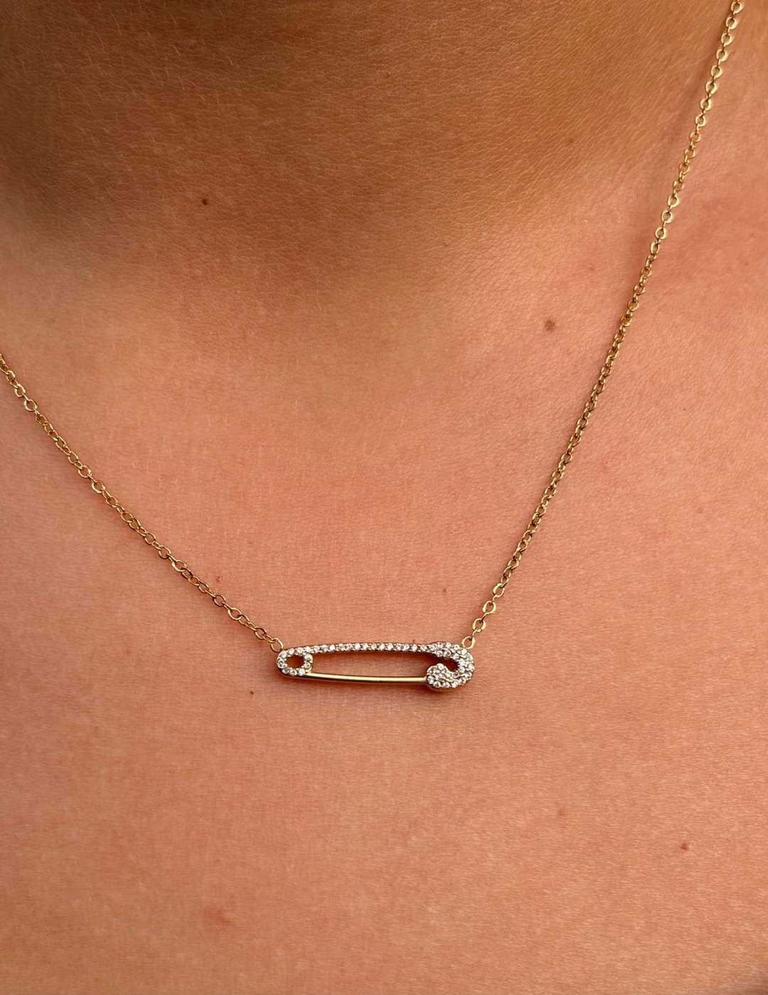 Wholesaler MAISON OKAMI - Stainless Steel Necklace with Pin Clasp and Natural Stone