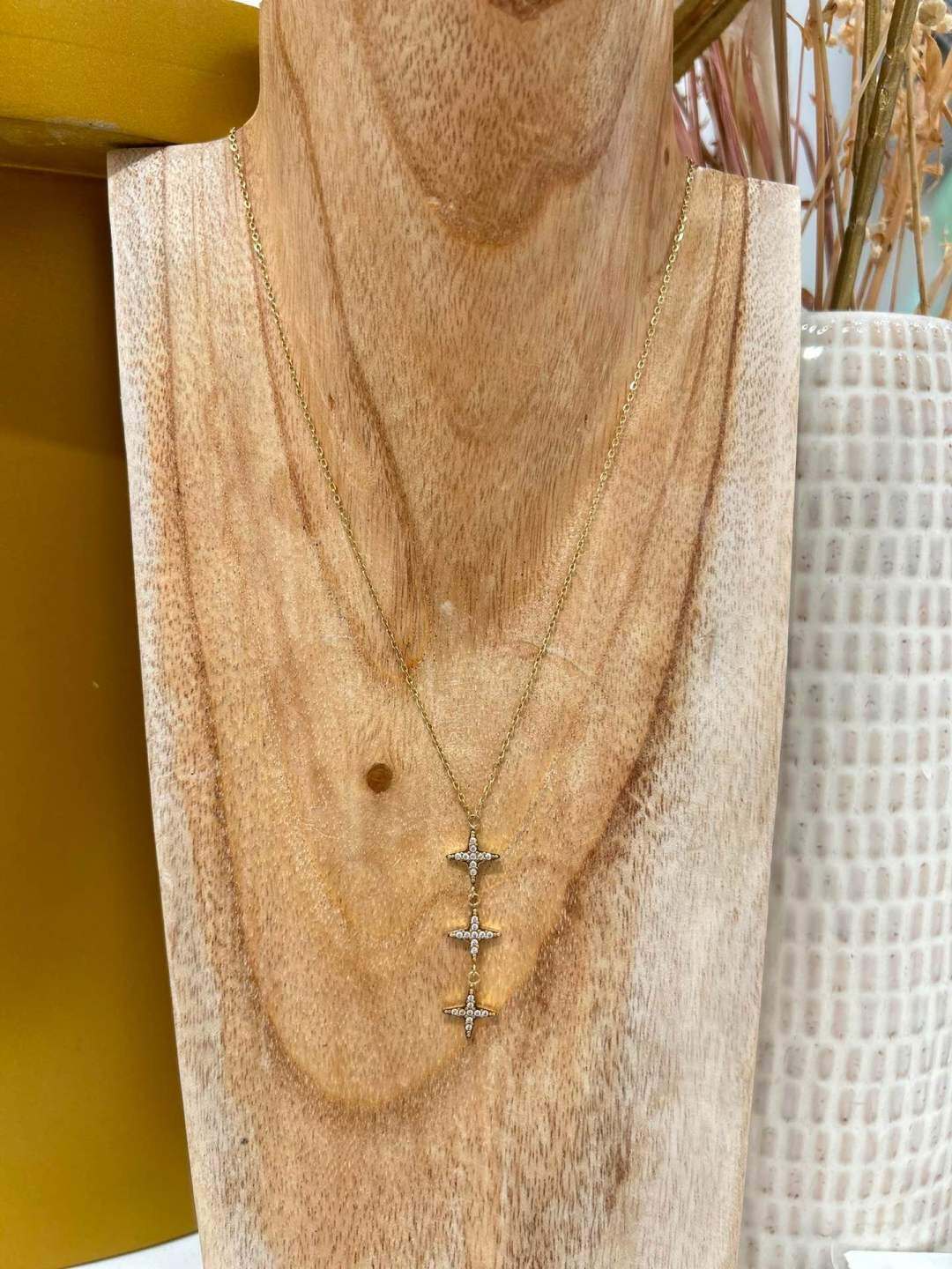 Grossista MAISON OKAMI - Collana in acciaio inossidabile con 3 stelle