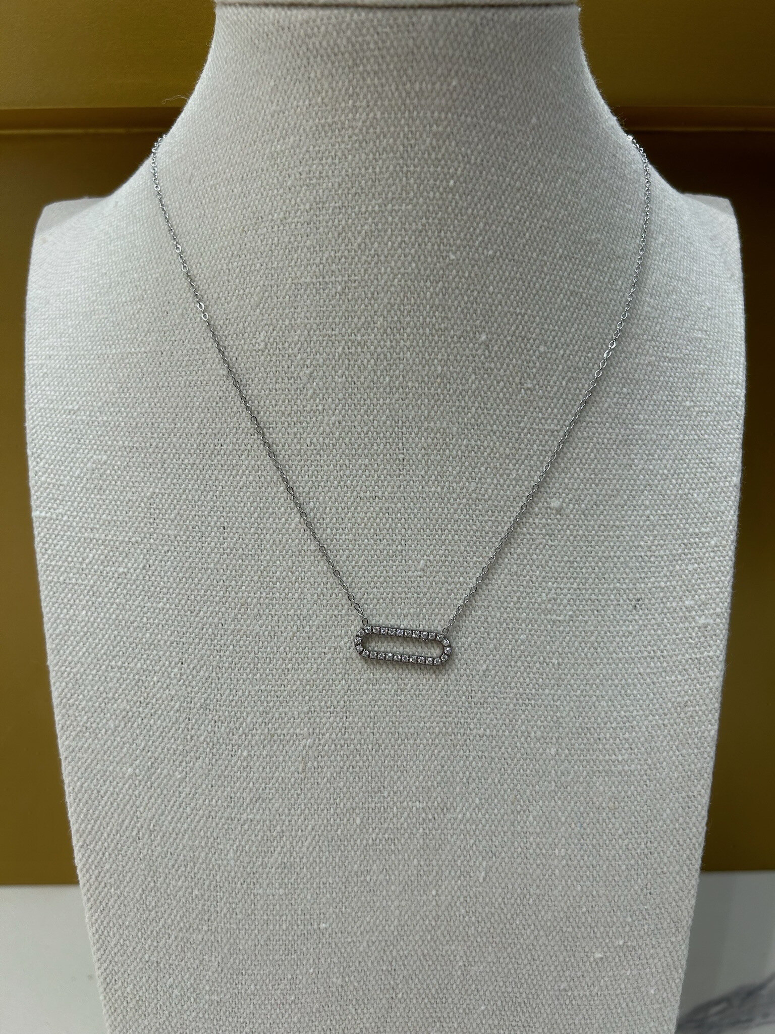 Grossiste MAISON OKAMI - Collier ovale en zirconium serti