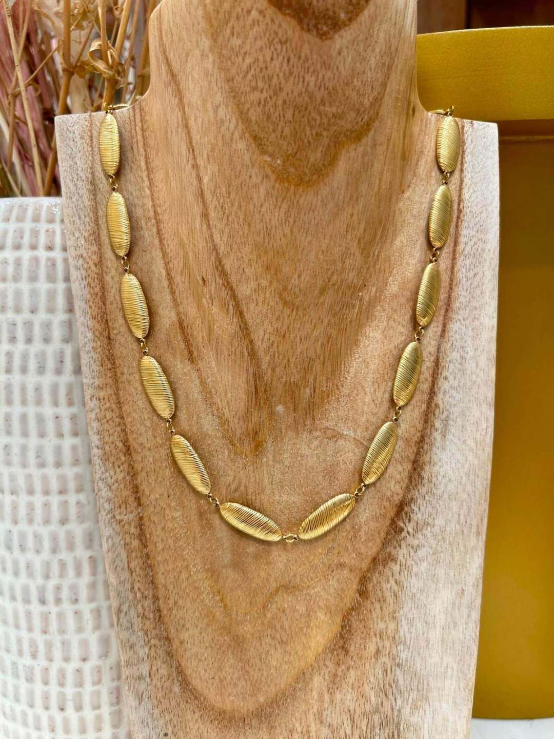 Grossista MAISON OKAMI - Collana ovale testurizzata in acciaio inossidabile