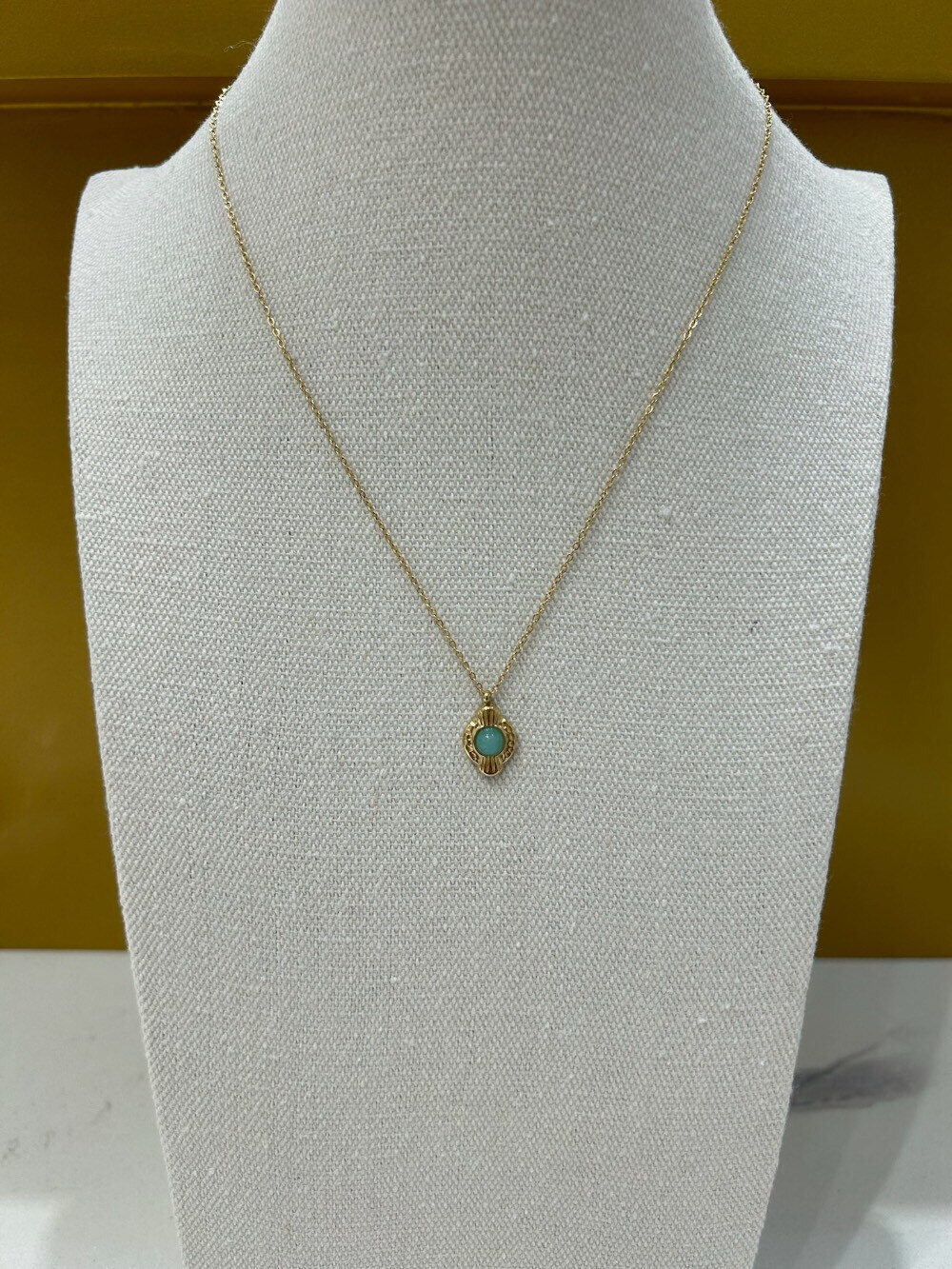 Mayorista MAISON OKAMI - Conjunto de collar con colgante de piedra natural