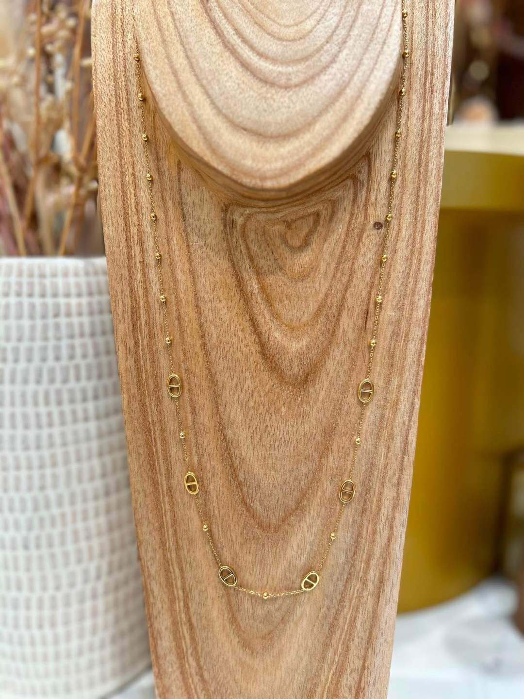 Mayorista MAISON OKAMI - Collar Largo de Acero Inoxidable con Motivos Ovalados