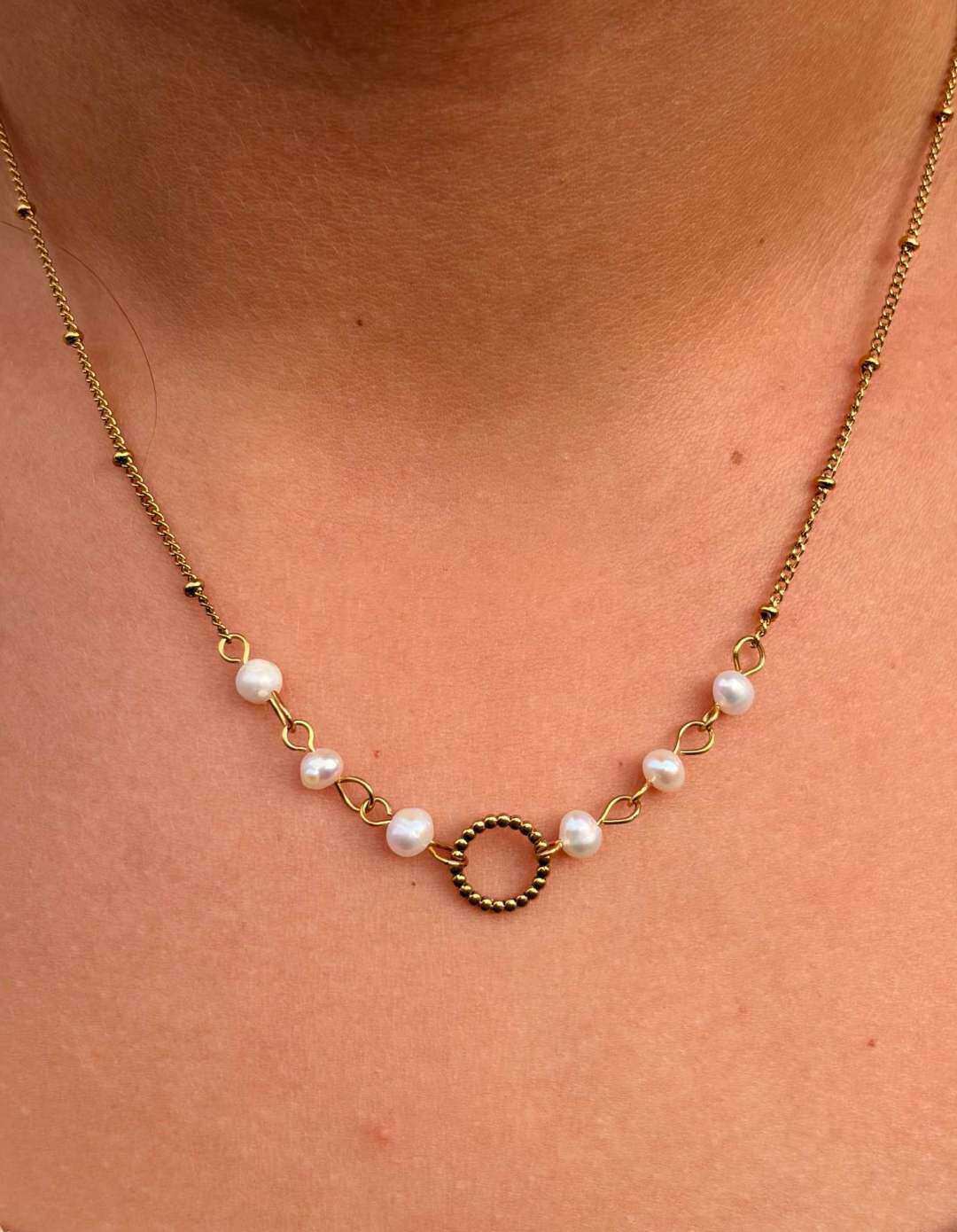 Wholesaler MAISON OKAMI - Stainless Steel Necklace with Pearls and Unique Clasp