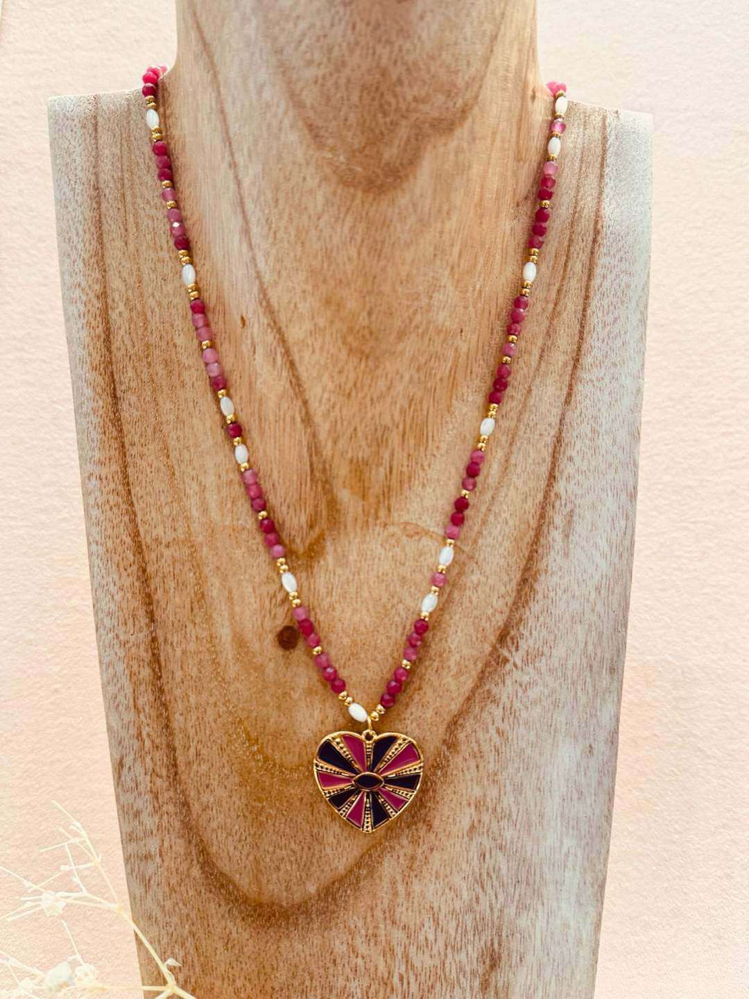 Grossiste MAISON OKAMI - Collier pendentif cœur pierre naturelle