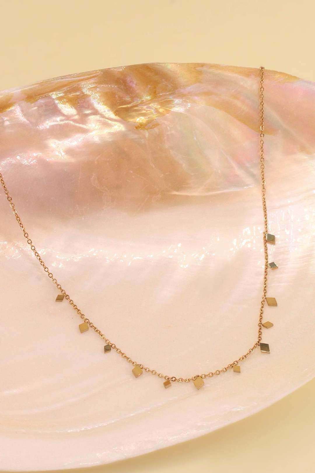 Mayorista MAISON OKAMI - Collar de cadena con colgantes de rombos de acero inoxidable