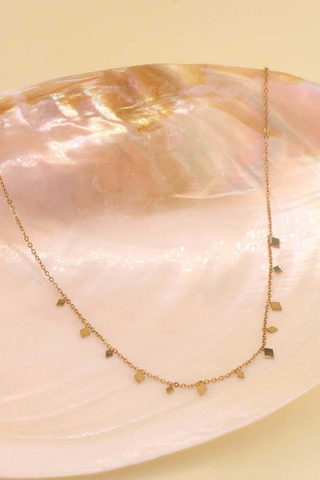 Mayorista MAISON OKAMI - Collar de cadena con colgantes de rombos de acero inoxidable
