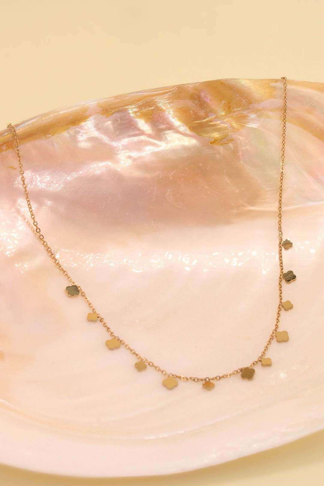 Mayorista MAISON OKAMI - Collar con colgantes de trébol de acero inoxidable