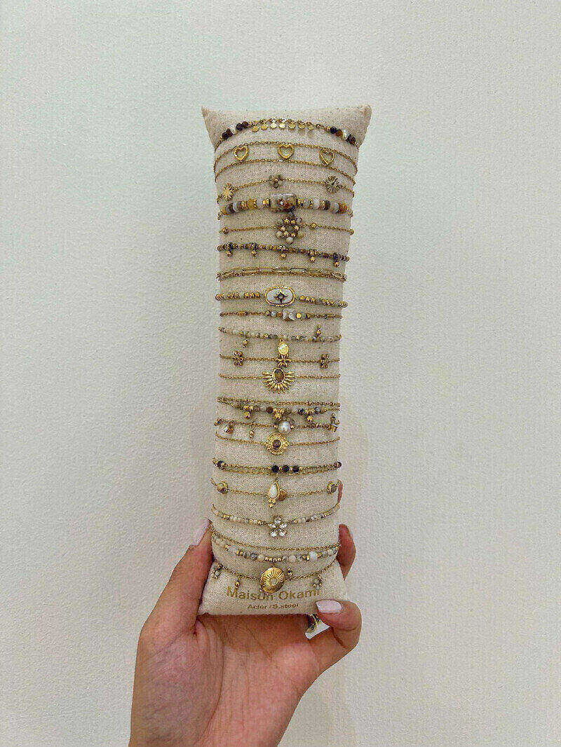 Mayorista MAISON OKAMI - Pulseras de Acero Inoxidable con Diseños Variados y Cierres Prácticos