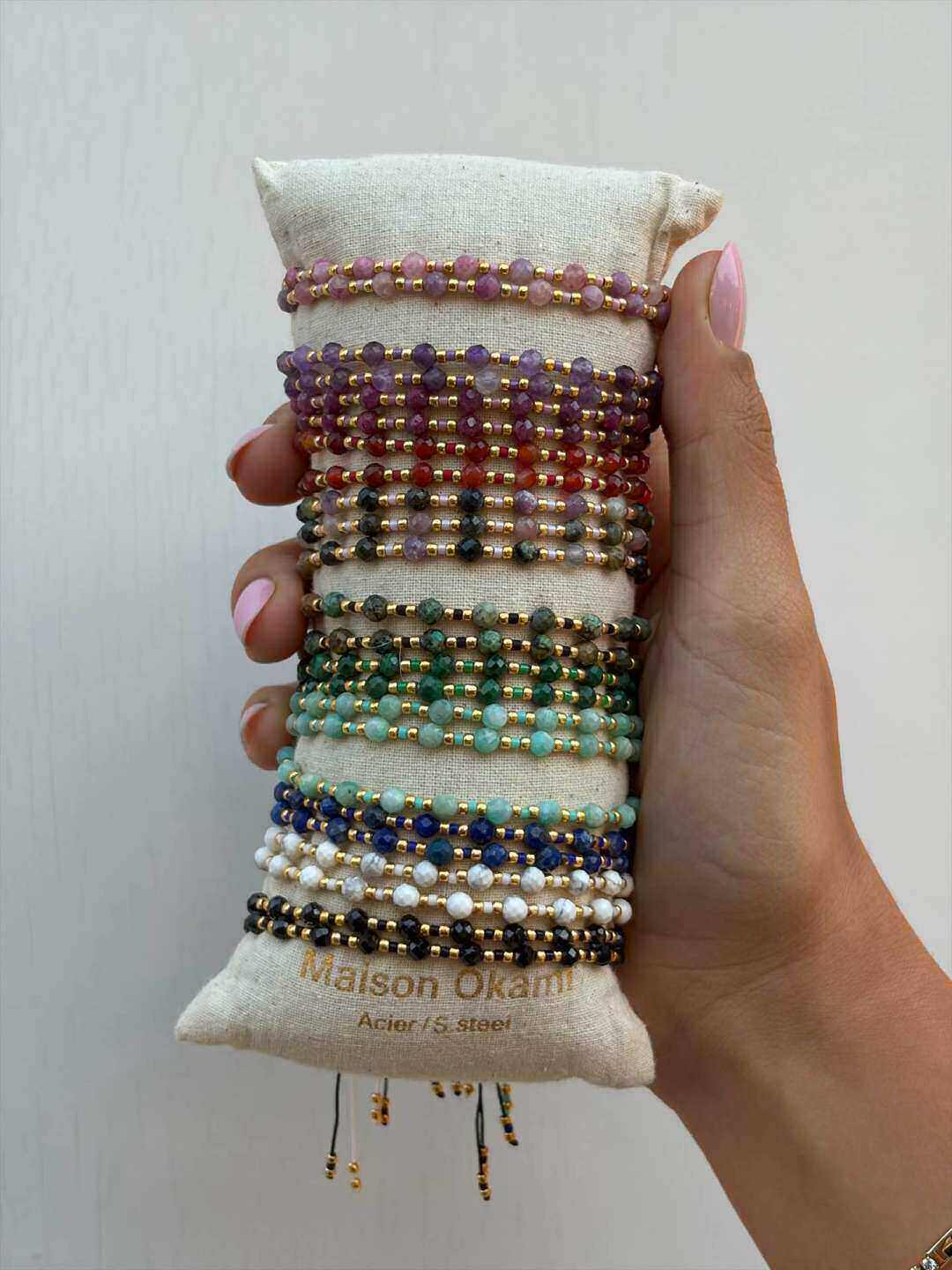 Mayorista MAISON OKAMI - Lote de 24 Pulseras con Gemas Naturales