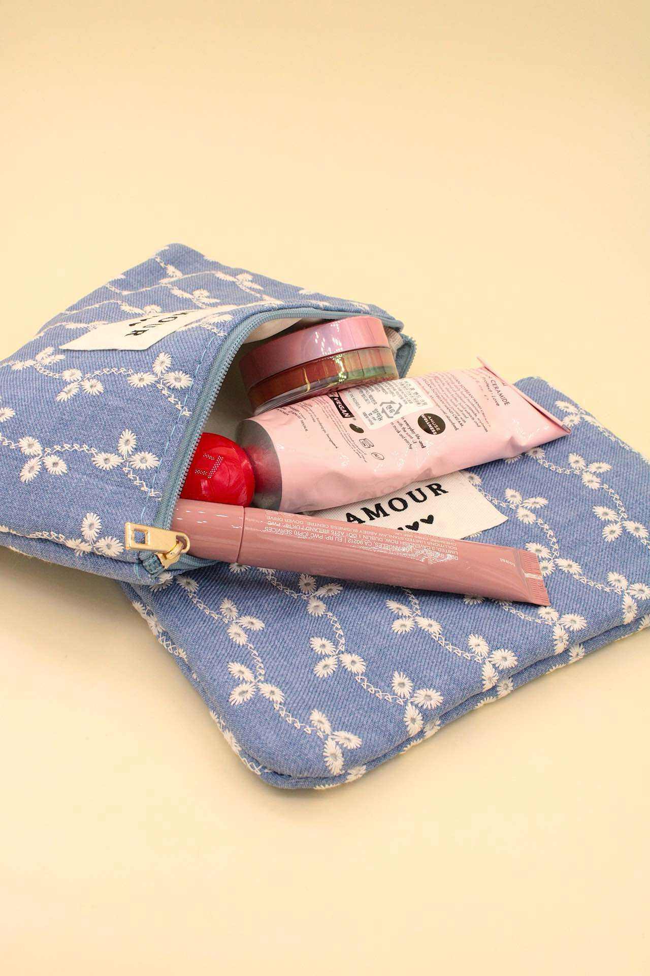 Mayorista MAISON OKAMI - Elegantes bolsos con estampados florales de algodón