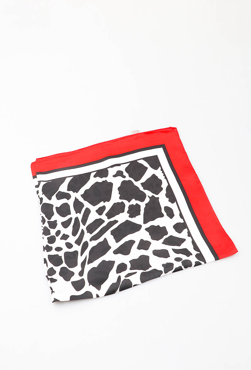 Wholesaler MAR&CO Accessoires - Square scarf 70*70cm leopard print