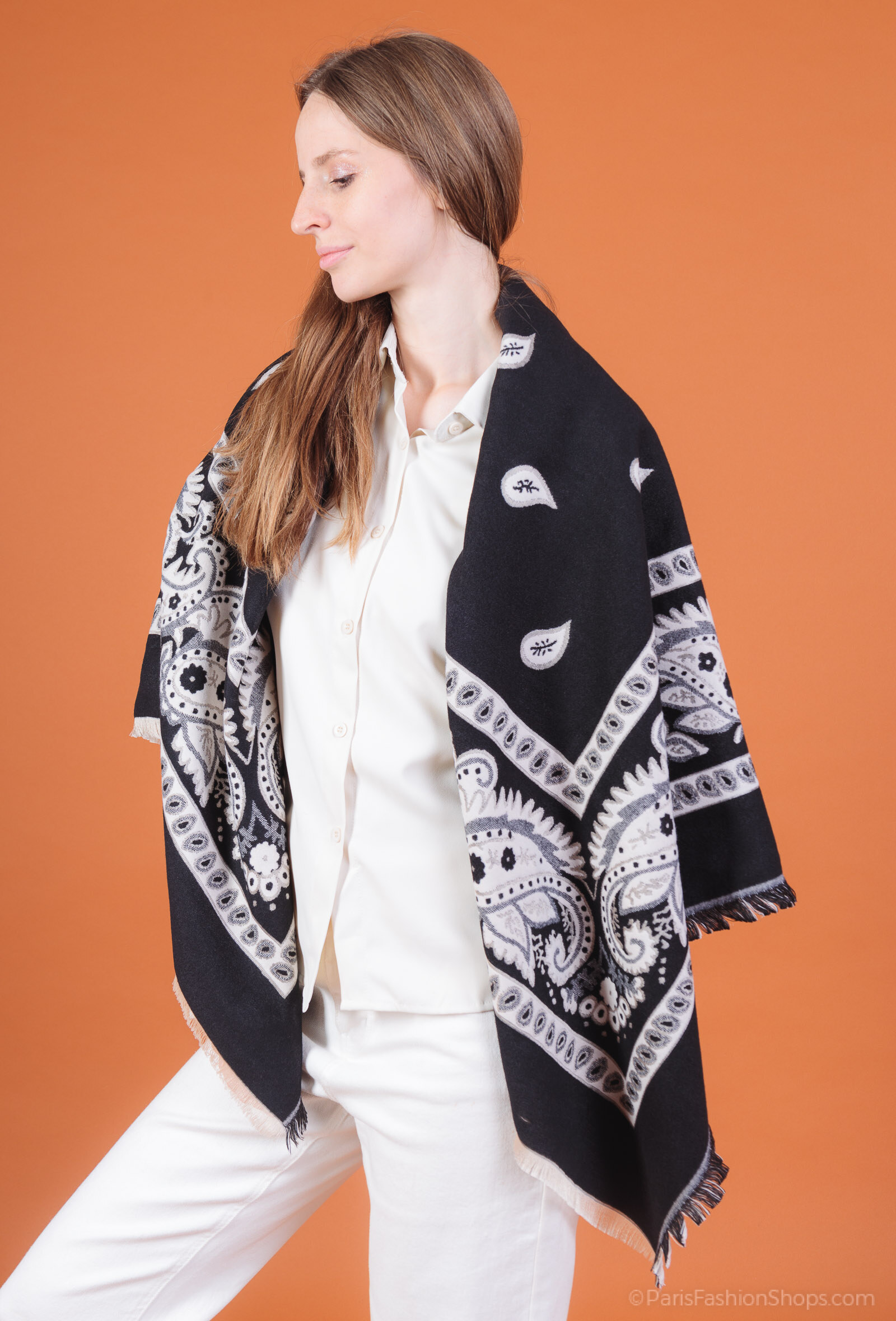 Mayorista MAR&CO Accessoires - Gran pañuelo cuadrado estampado de doble cara 130*130CM