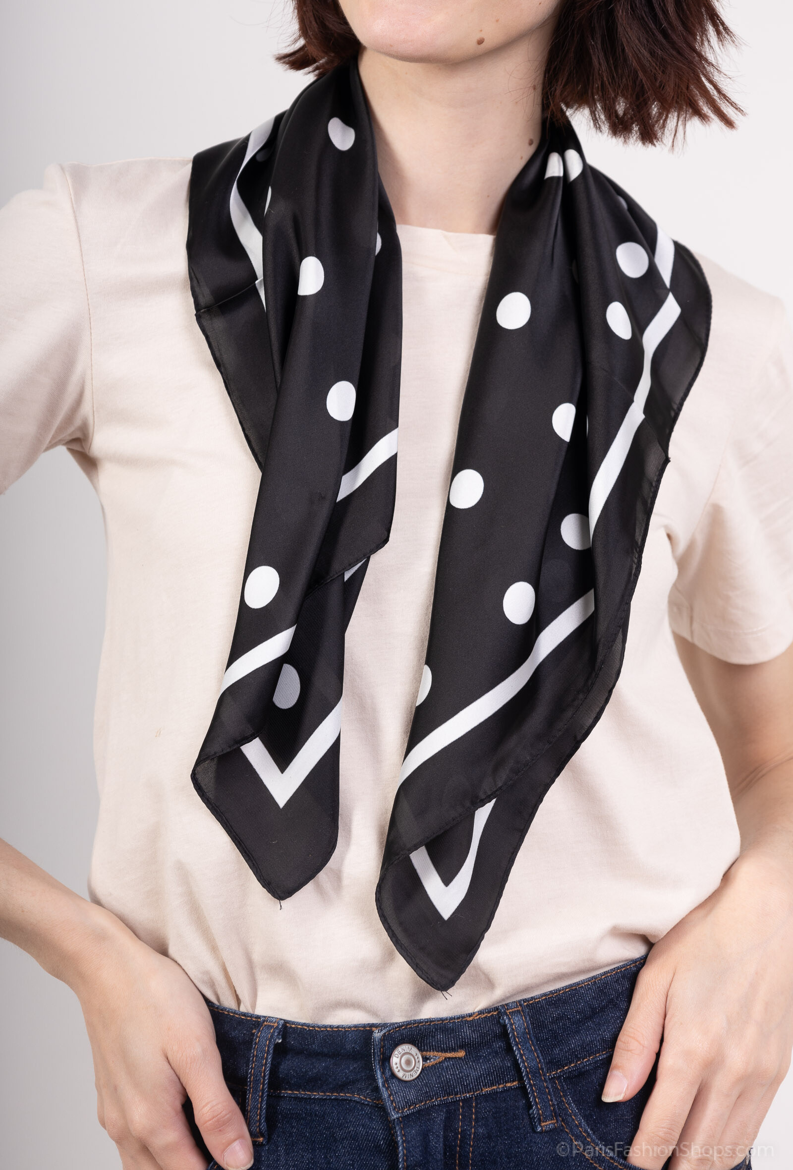 Wholesaler MAR&CO Accessoires - square scarf 70*70cm printed small points