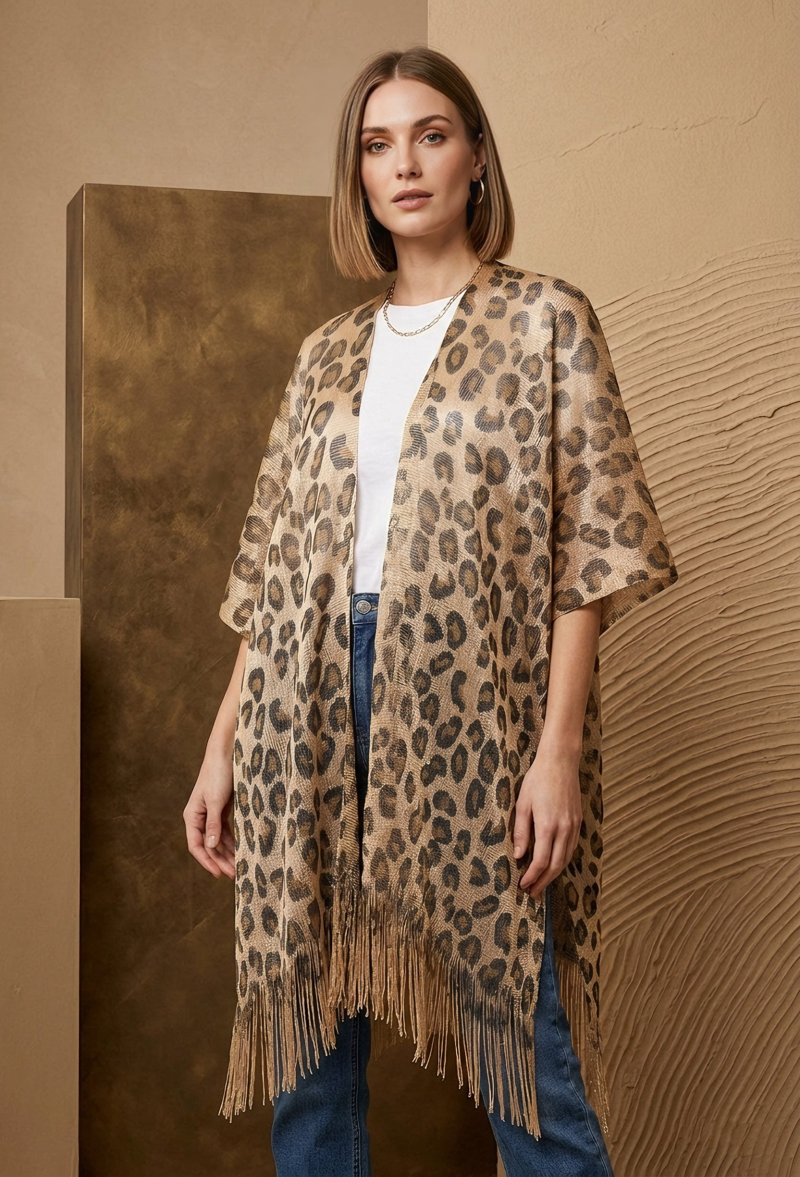 Wholesaler MAR&CO Accessoires - Shiny leopard print poncho cape