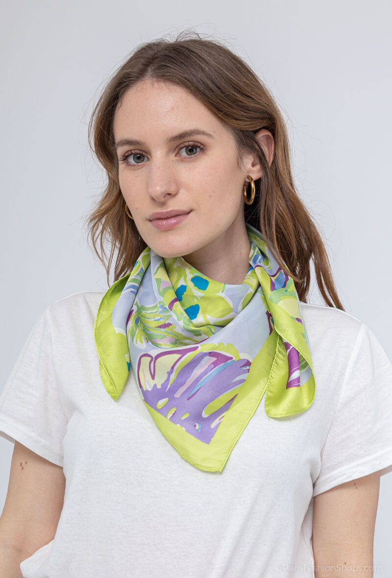 Grossiste MAR&CO Accessoires - Petit carré soie 70*70 cm imprimé fleurs