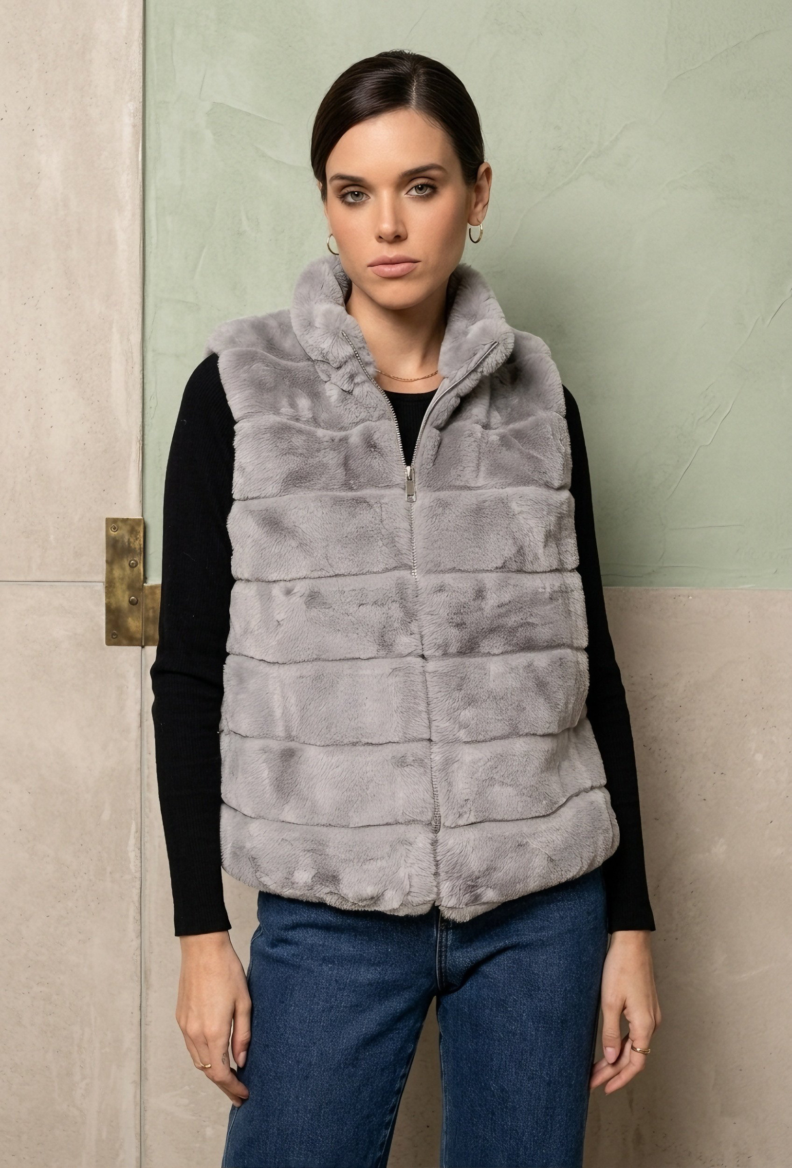 Grossiste MAR&CO Accessoires - Gilet en fourrure sans manches taille 42-46 size eu