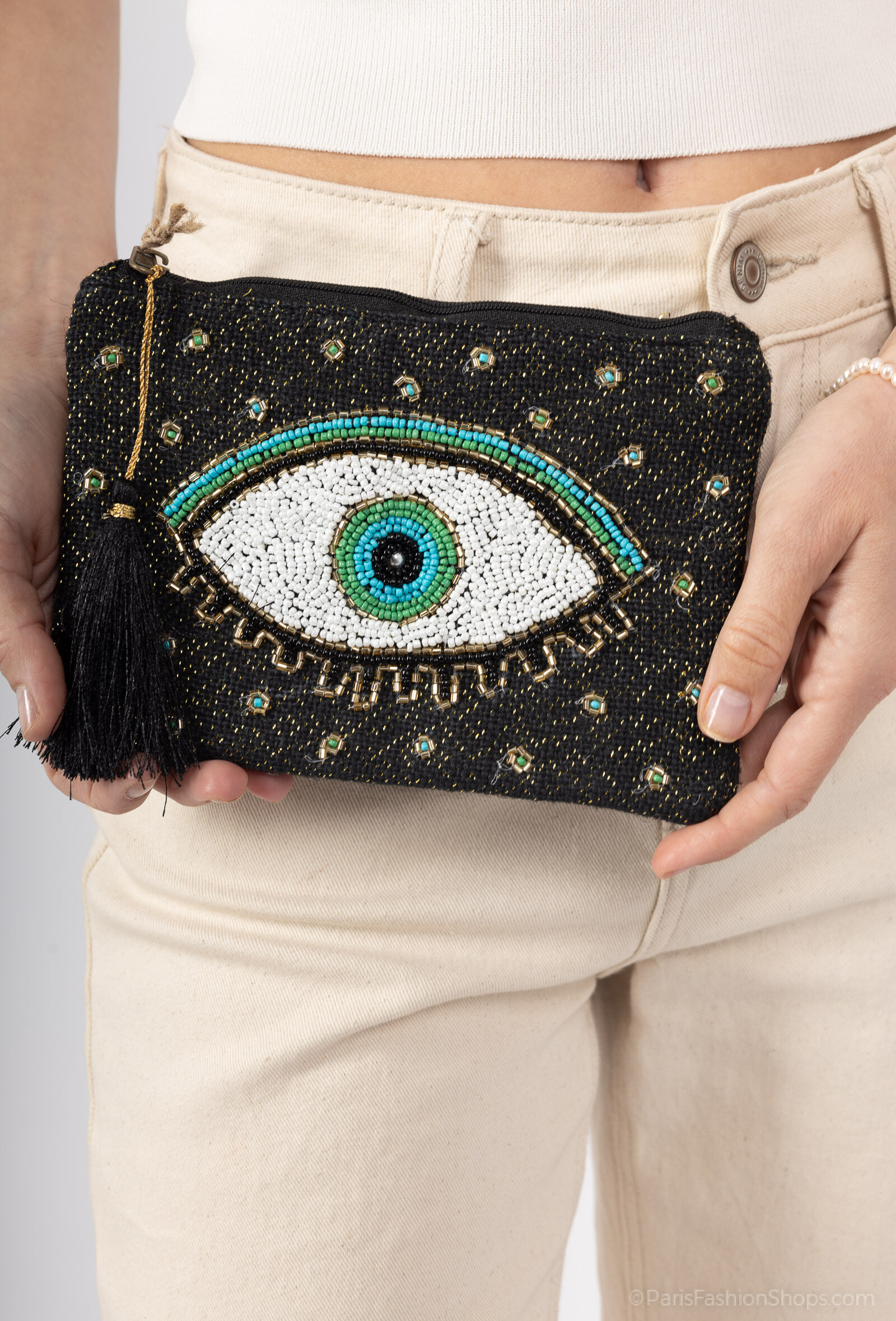Wholesaler MAR&CO Accessoires - Silver pockets Eye pattern embroidered in pearls 13*20cm Made in India