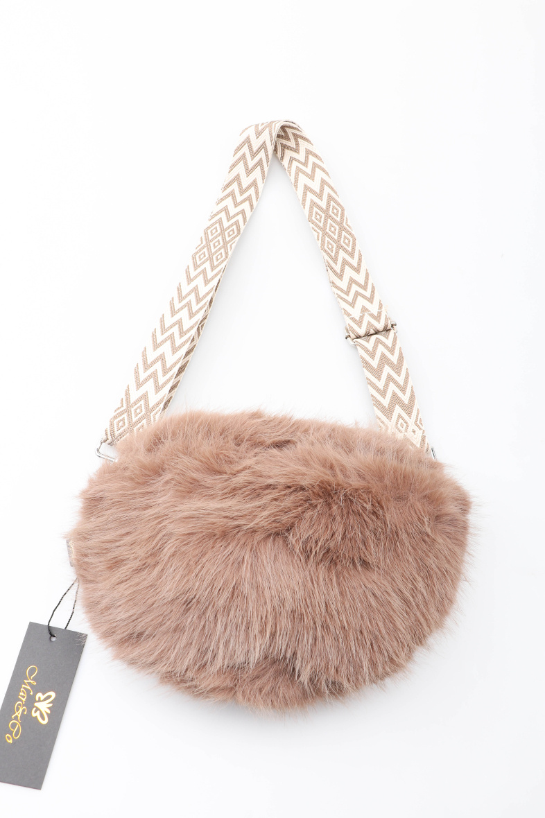 Wholesaler MAR&CO Accessoires - Zip fanny pack with wide faux fur shoulder strap